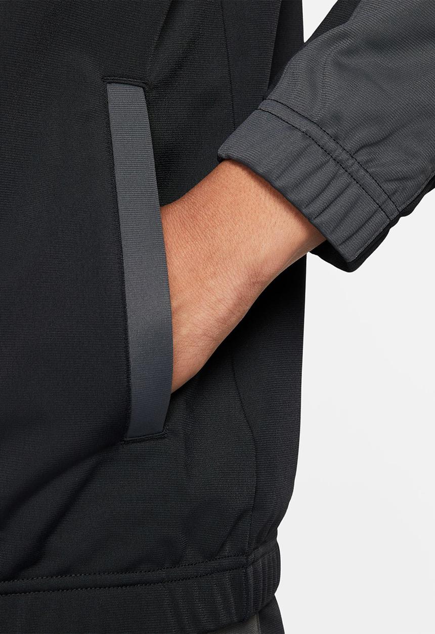 Nike - NSW Essential Tracksuit - Black & White