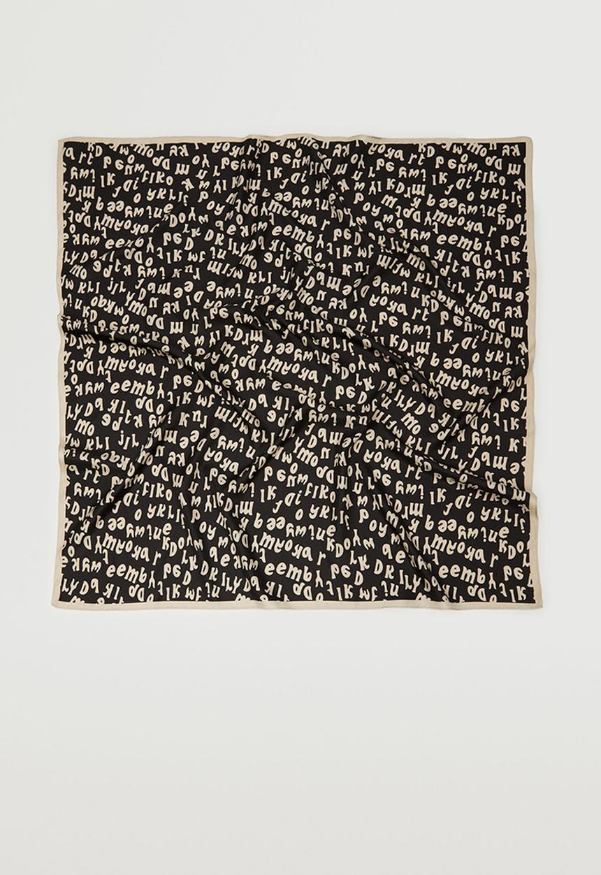 MANGO - Letters print handkerchief - black & neutral 