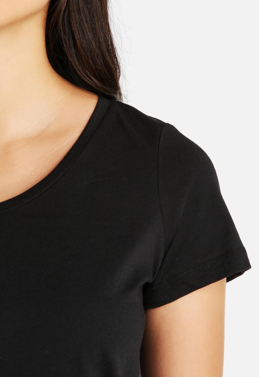 Vero Moda - Molly V-Neck Tee