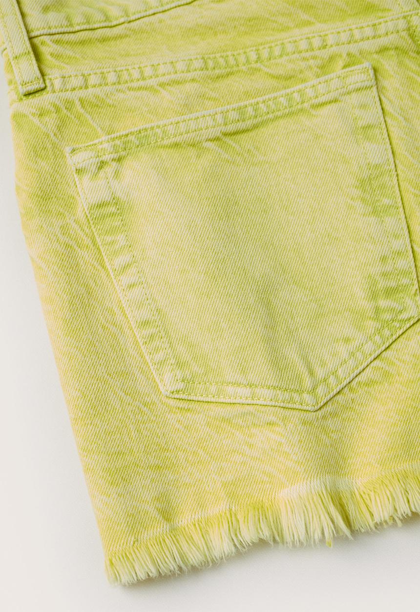 MANGO - Shorts aneka - bright yellow