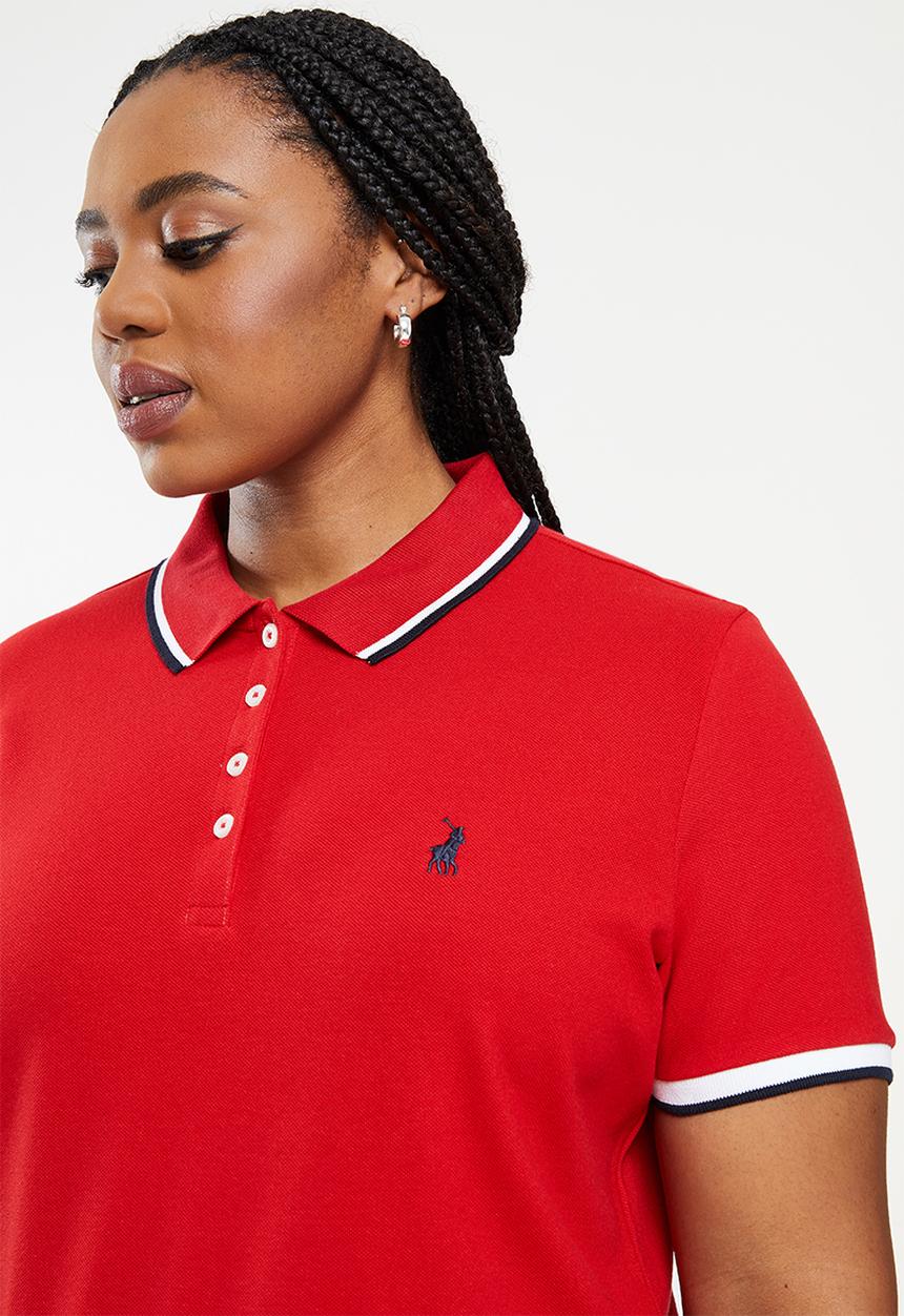 POLO - Plus wmn essential short sleeve golfer dress - red