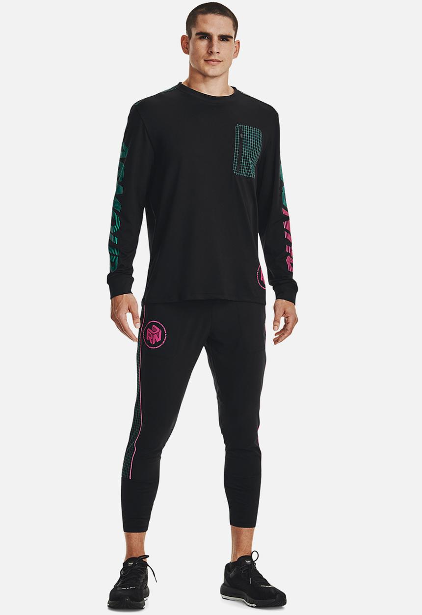 Under Armour - UA Run Anywhere Long Sleeve - Black & Electro Pink