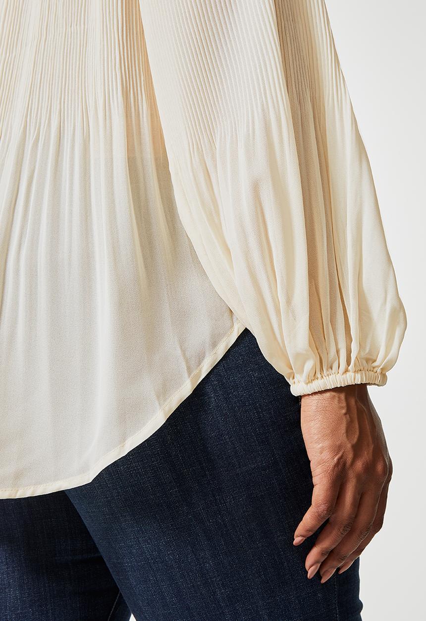 Superbalist - Keyhole pleated blouse - ecru 