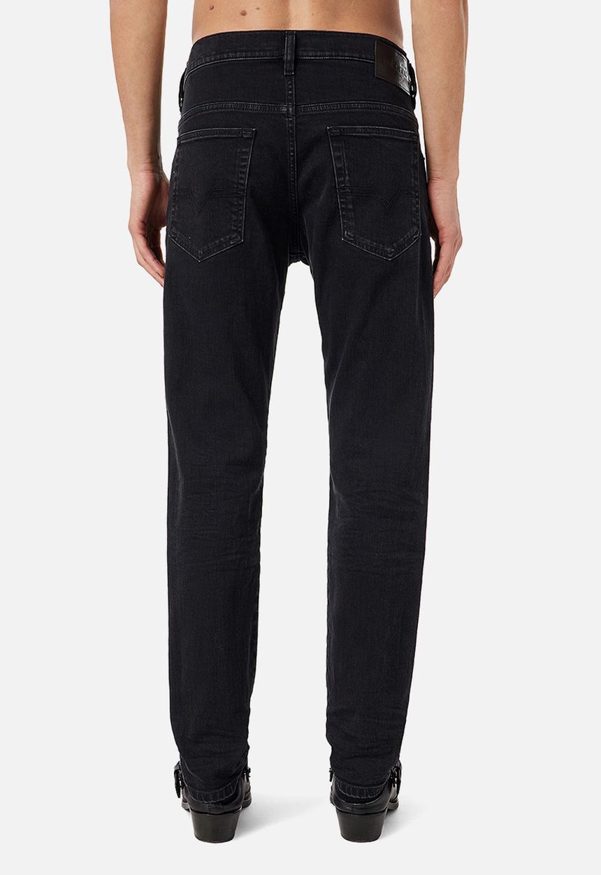 Diesel  - D-yennox tapered jeans - black