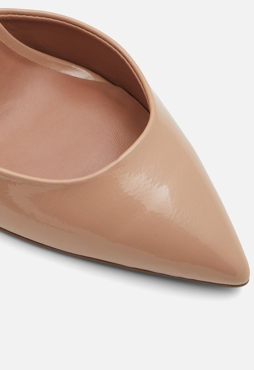 Call It Spring - Nicki court heel - beige