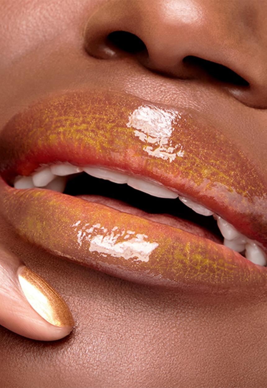 MAC - M·A·C X Stranger Things Lipglass - Marvelous Max