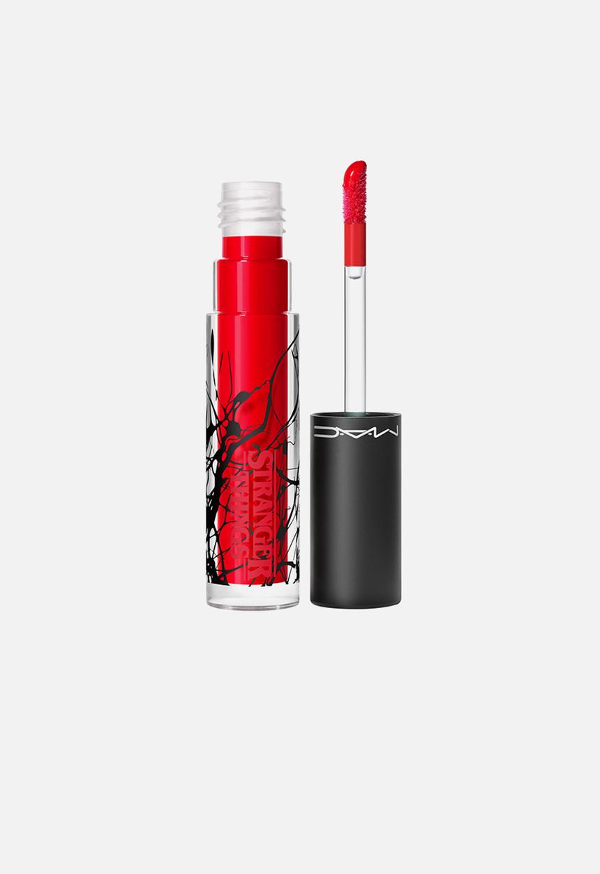 MAC - M·A·C X Stranger Things Lipglass - Rockin' Robin