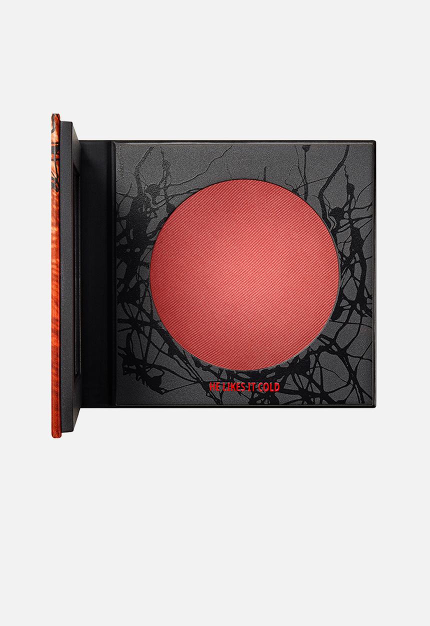 MAC - M·A·C X Stranger Things Powder Blush - He Likes it Cold