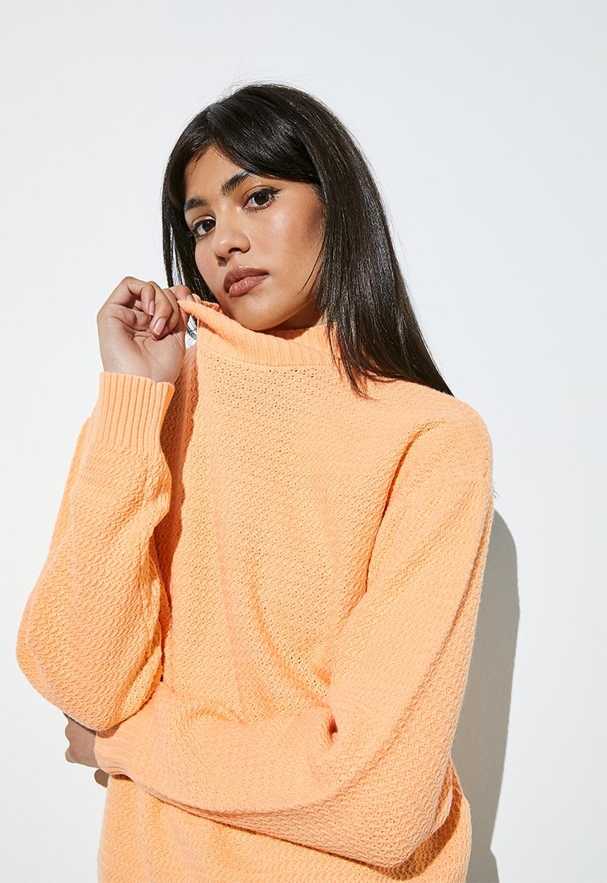 Superbalist - Stitch interest jumper - peach quartz