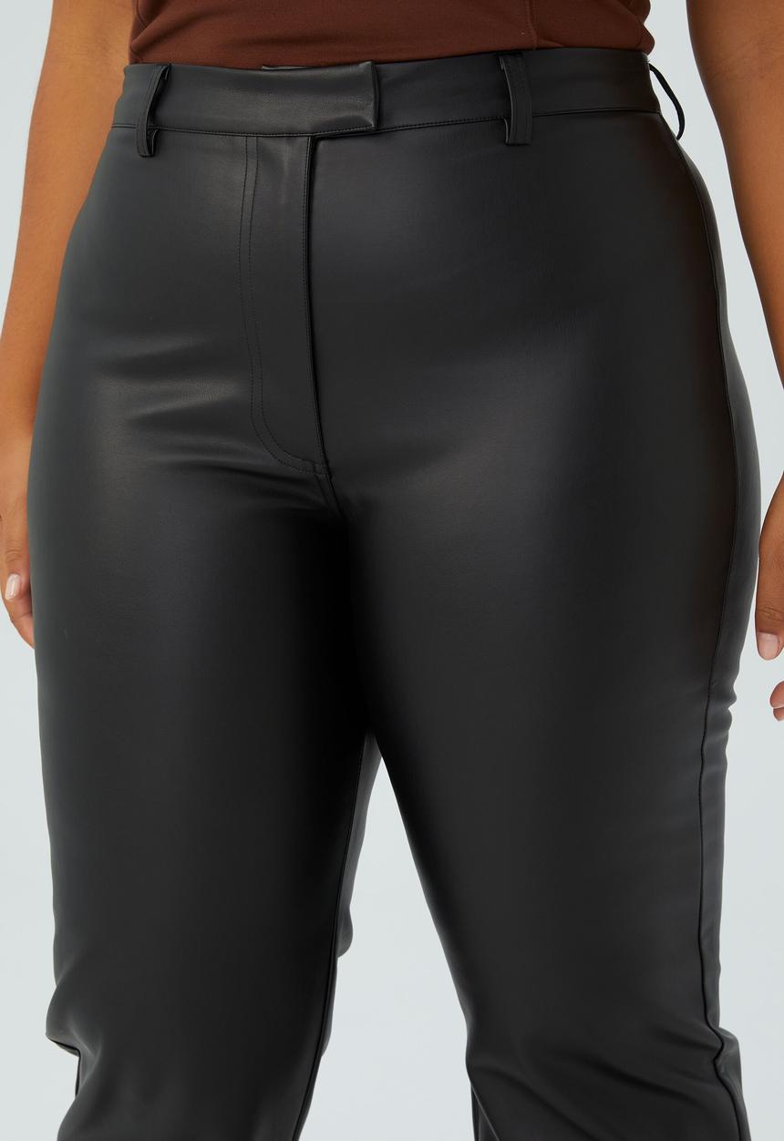Cotton On - Curve arlow straight vegan leather pant- black