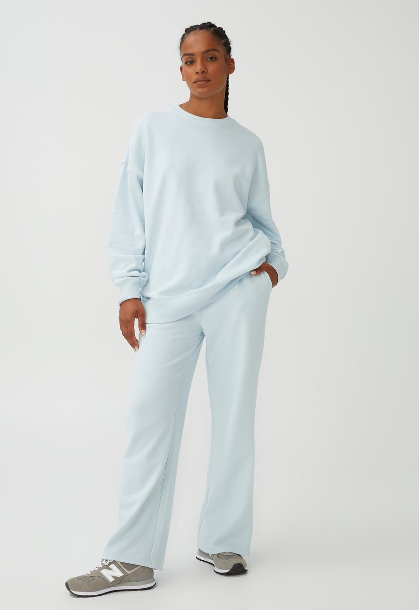 Cotton On - Plush oversized crew - country air