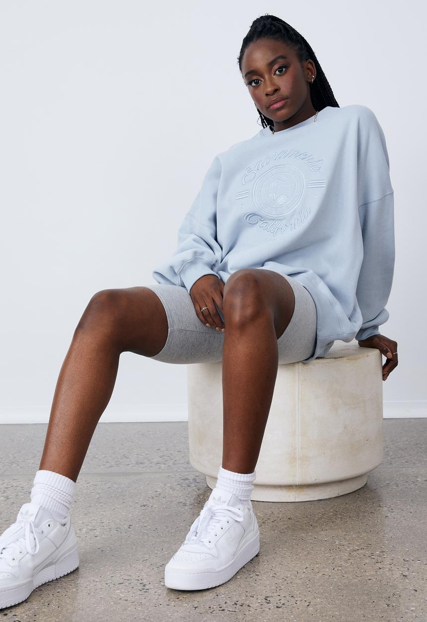 Factorie - Slouchy premium graphic crew - grey sky