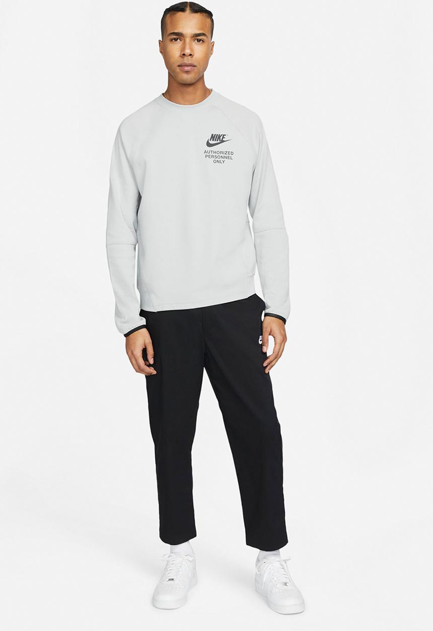 Nike - NSW  Authorized Graphic Crew Sweatshirt - Grey & black