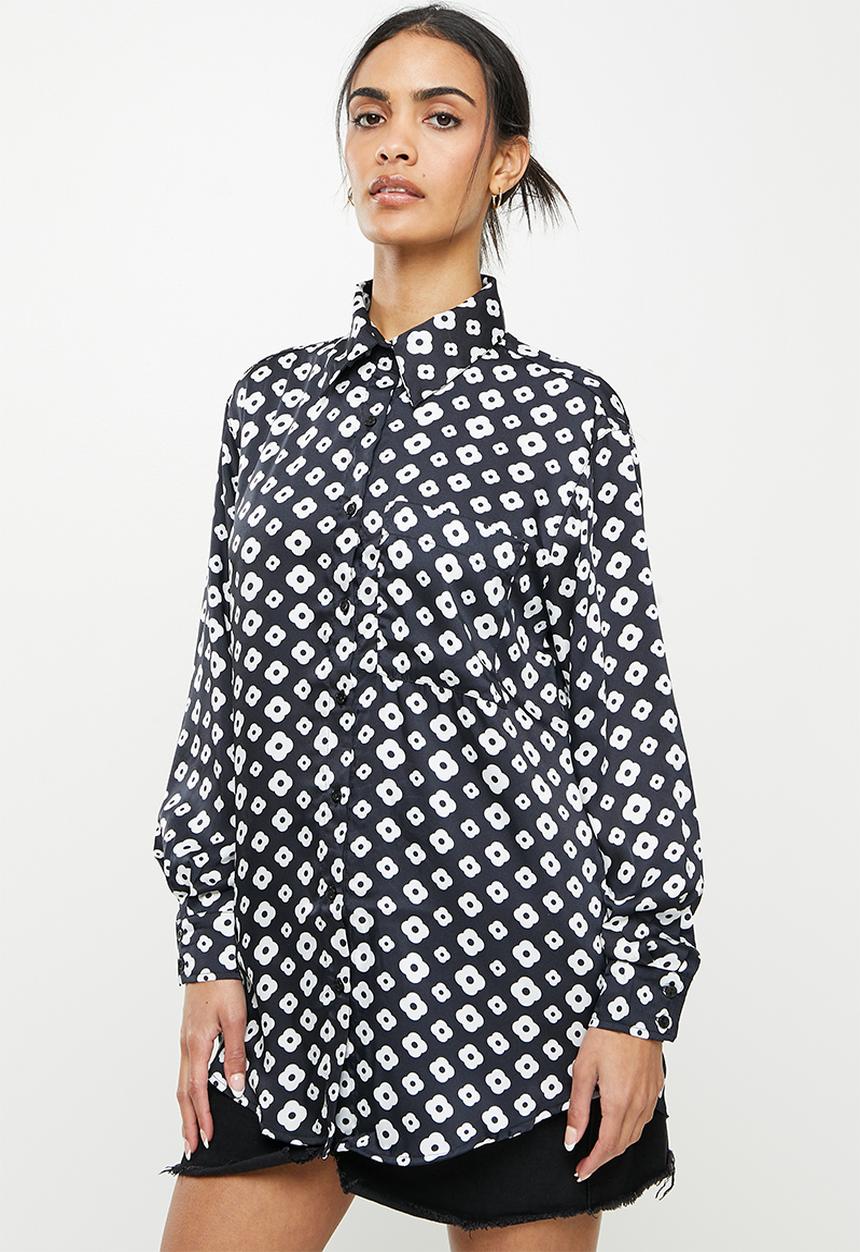 Glamorous - Mono geo flower print long sleeve shirt - black & white 