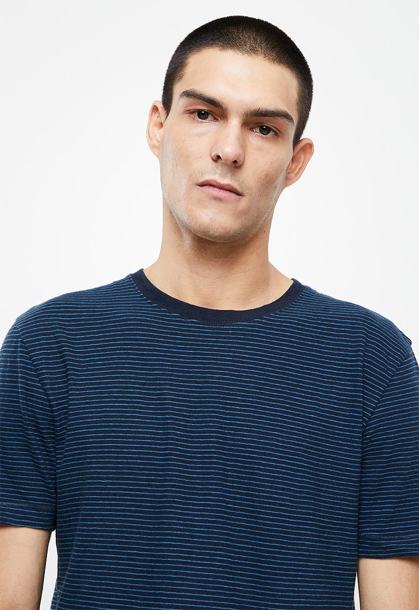 Superdry. - Studios hemp blend tee - navy & blue 