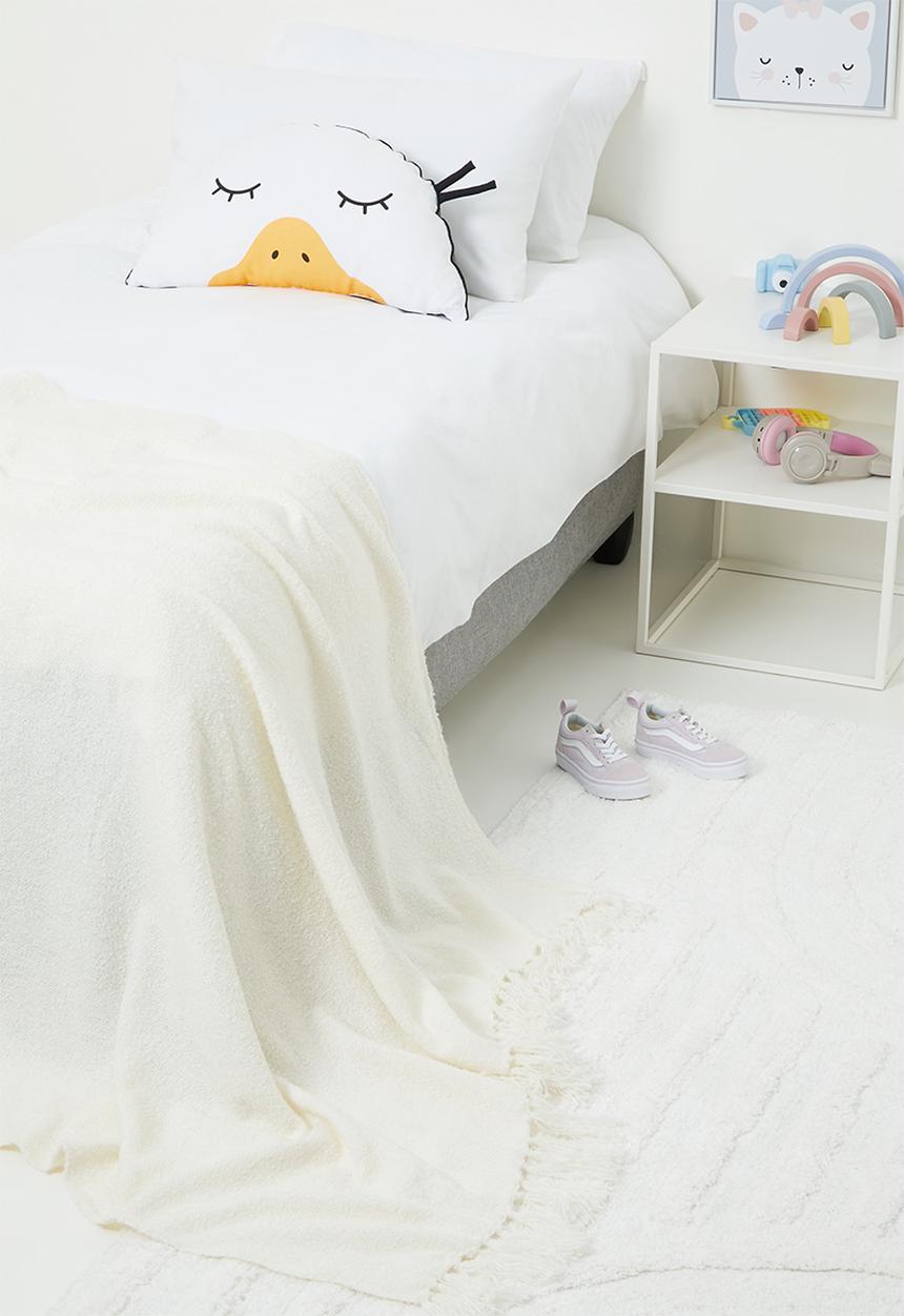 Sixth Floor - Acrylic boucle throw - cream