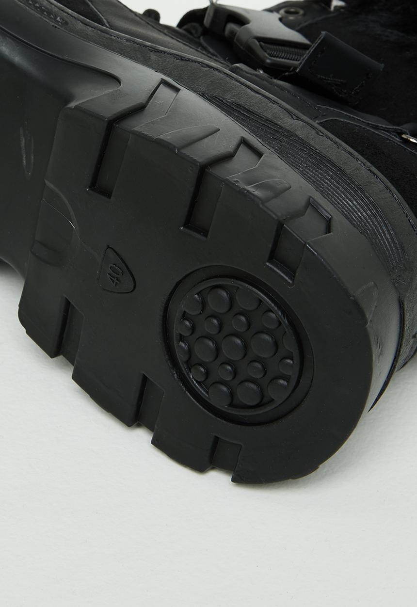 dailyfriday - Mrs b snow boots - black