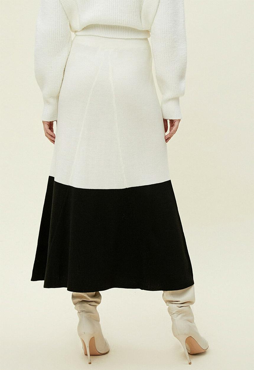 Koton - Relaxed fit midi skirt - white & black 