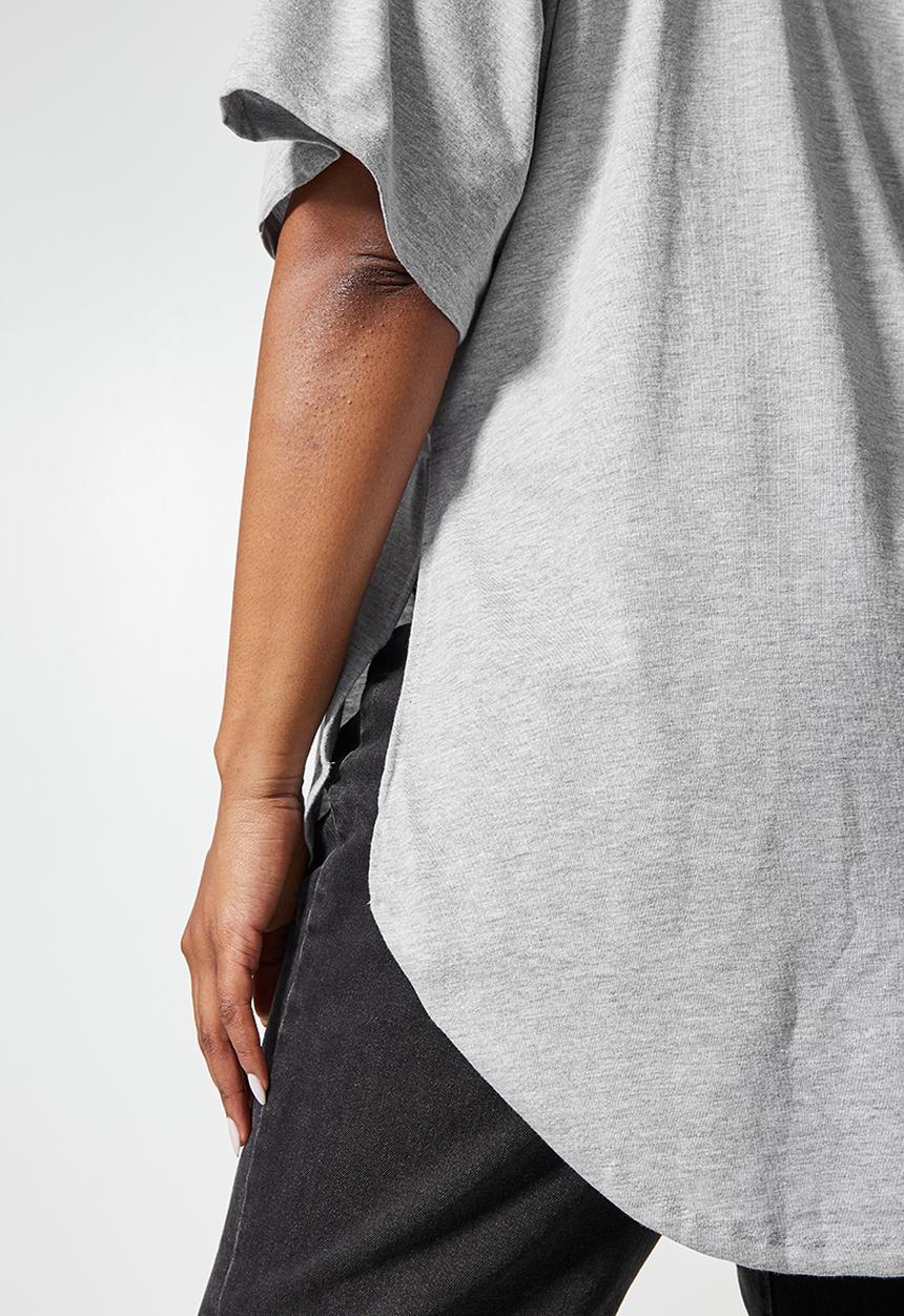 Superbalist - Curved hem longline tee - grey melange