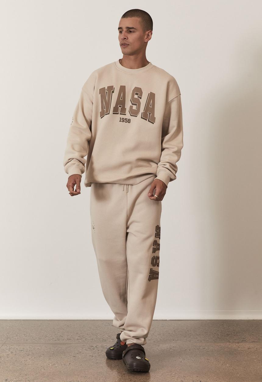 Factorie - Oversized nasa top - lcn nas ivory & nasa curve