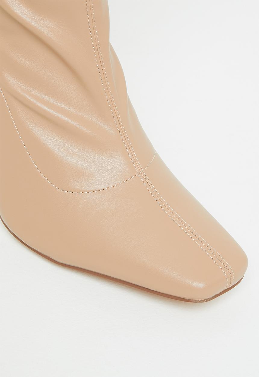 Public Desire - Lars sock ankle boot - ecru