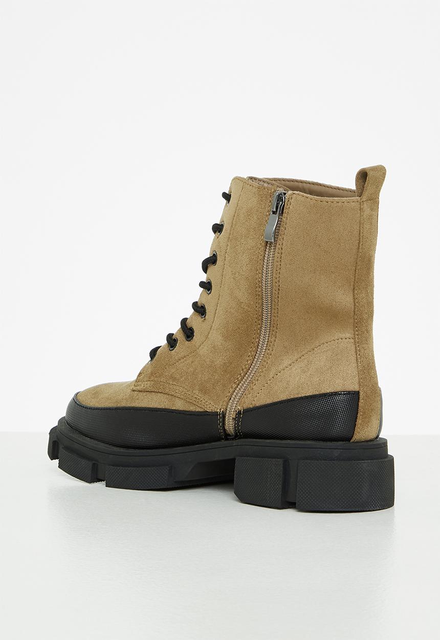 dailyfriday - Lizzy combat boot - tan