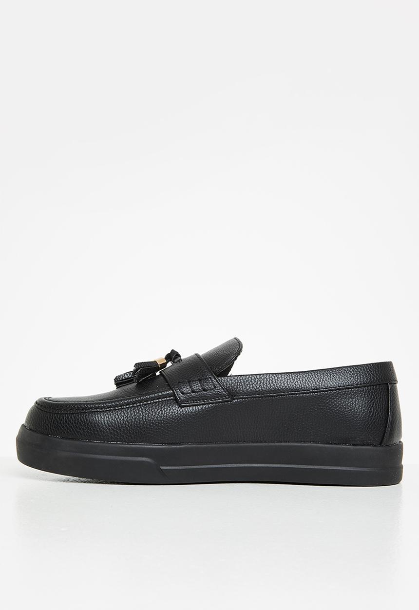 Jonathan D - J tassel - black