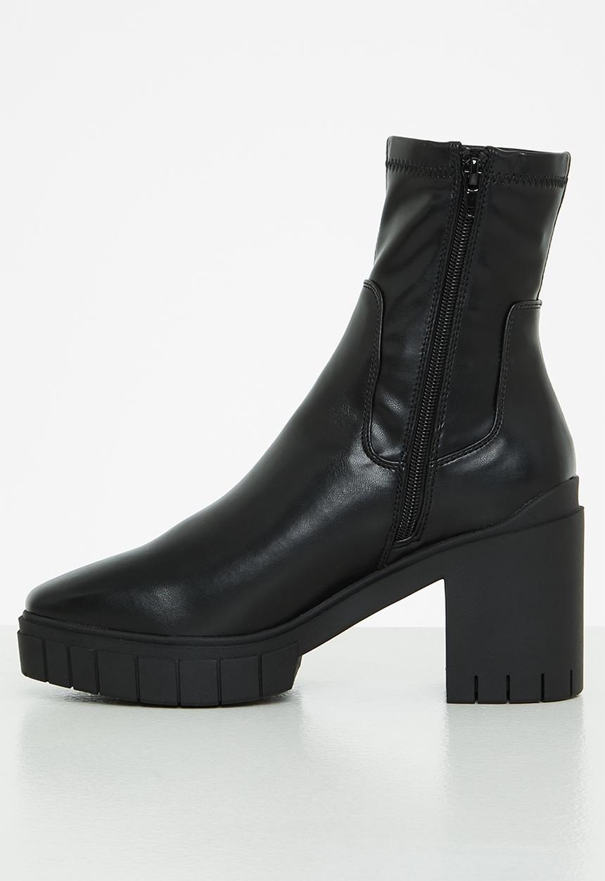 Public Desire - Obstacle ankle boot - black 