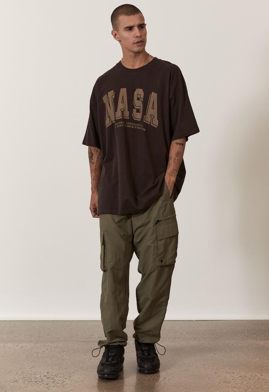 Factorie - Oversized nasa t shirt - lcn nas choc torte nasa curve