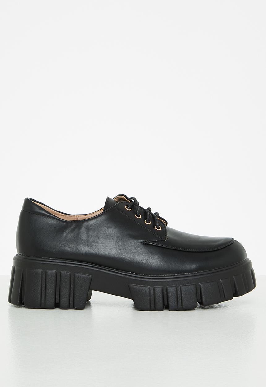 Seduction - Chunky lace up derby - black