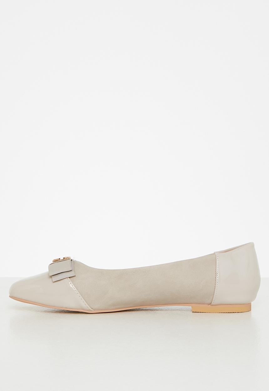 POLO - Bow faux suede pump - off white