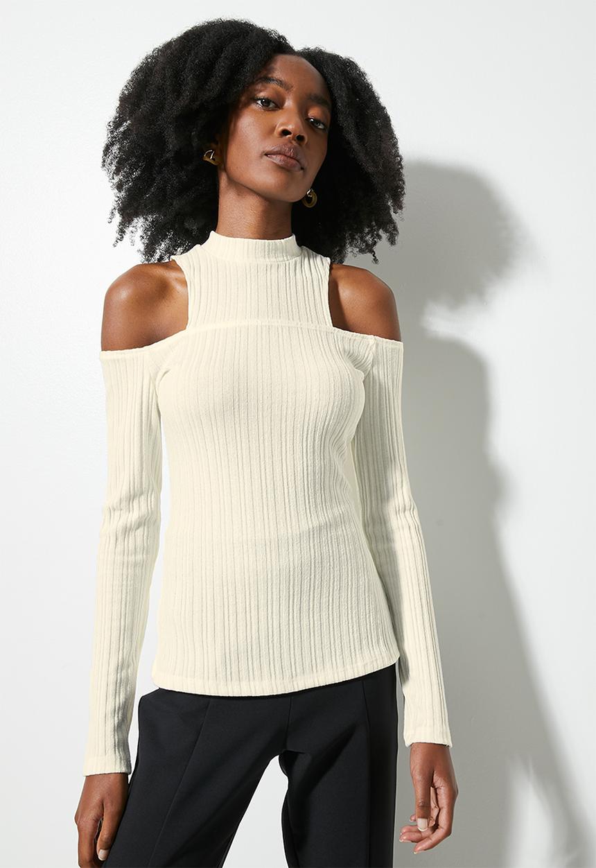 VELVET - Rib cut out shoulder top - milk