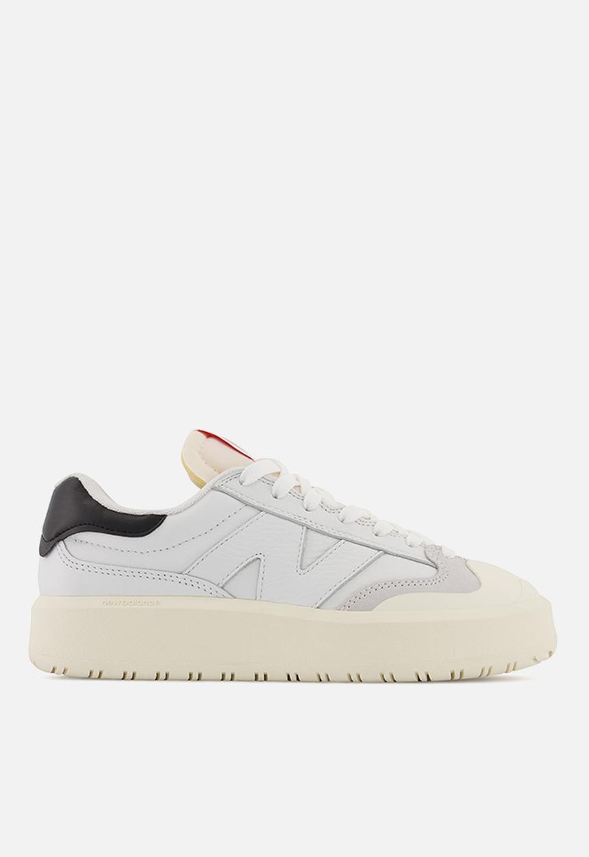New Balance  - Ct302 v1 - white