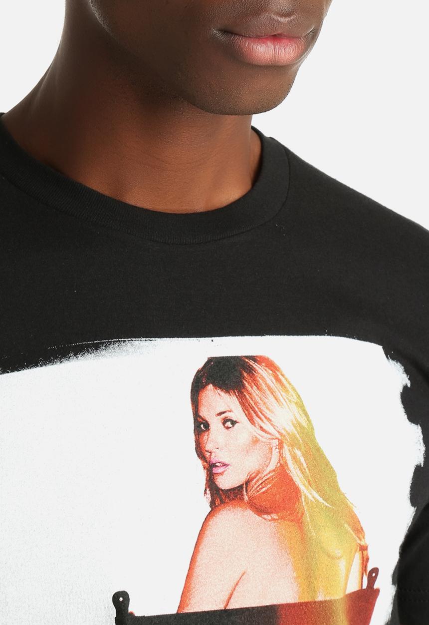 Reason - Model Chair Tee - Black