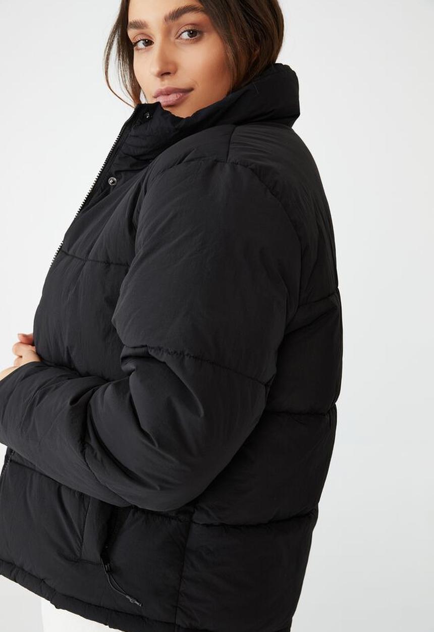 Cotton On - Curve recycled mother puffer jacket - black