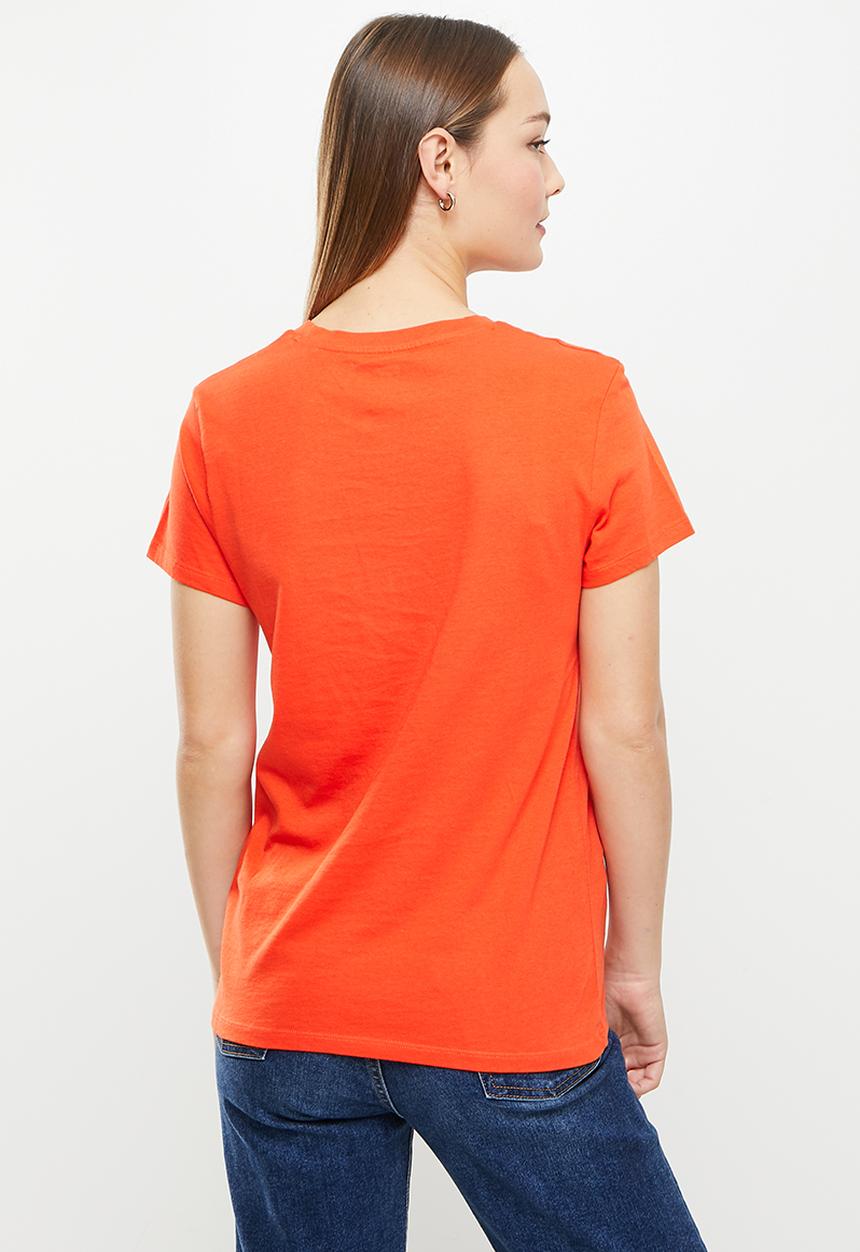 Levi’s® - The perfect tee poster logo - burnt orange