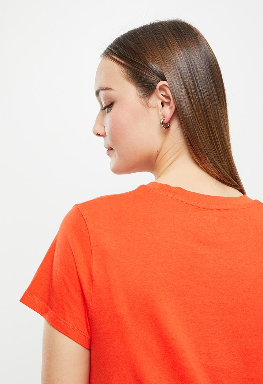 Levi’s® - The perfect tee poster logo - burnt orange