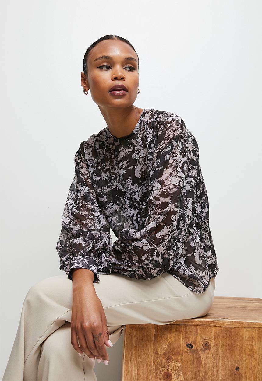 edit - Romantic balloon sleeve blouse - multi 