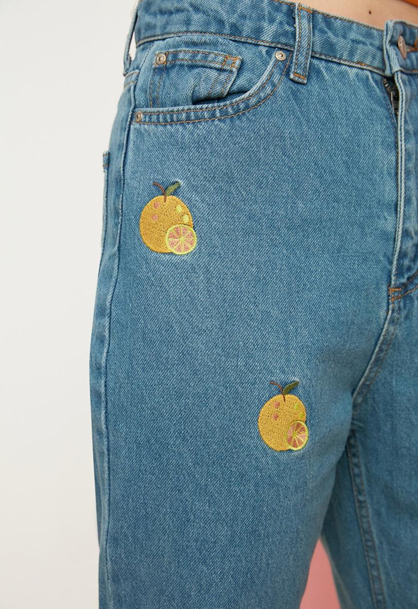 Koton - Embroidered high waist mom jeans - blue