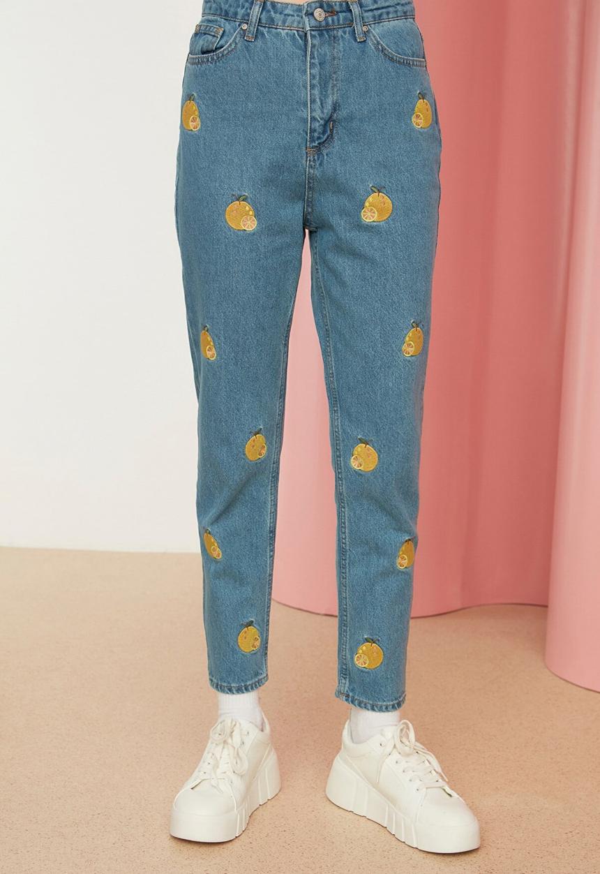 Koton - Embroidered high waist mom jeans - blue