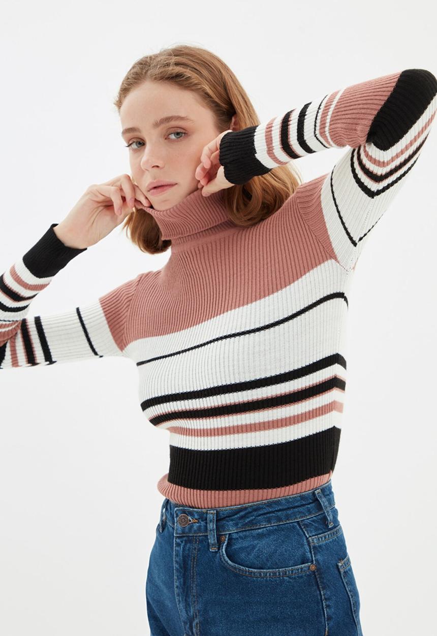 Trendyol - Striped turtleneck knitwear sweater  - dried rose
