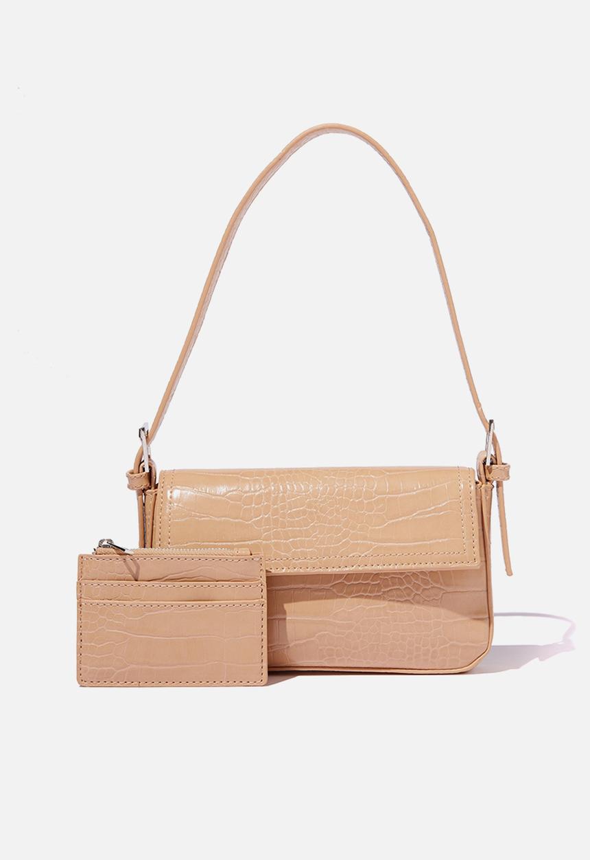 Rubi - Daisy cardholder - soft camel texture