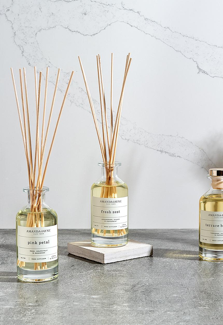 Amanda Jayne - Fresh zest scented reed diffuser