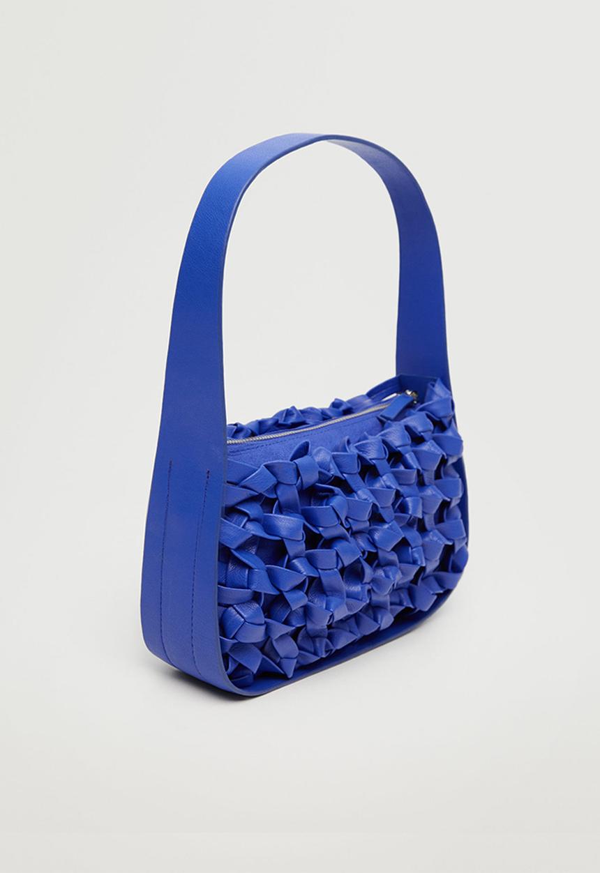 MANGO - Braided baguette bag - vibrant blue