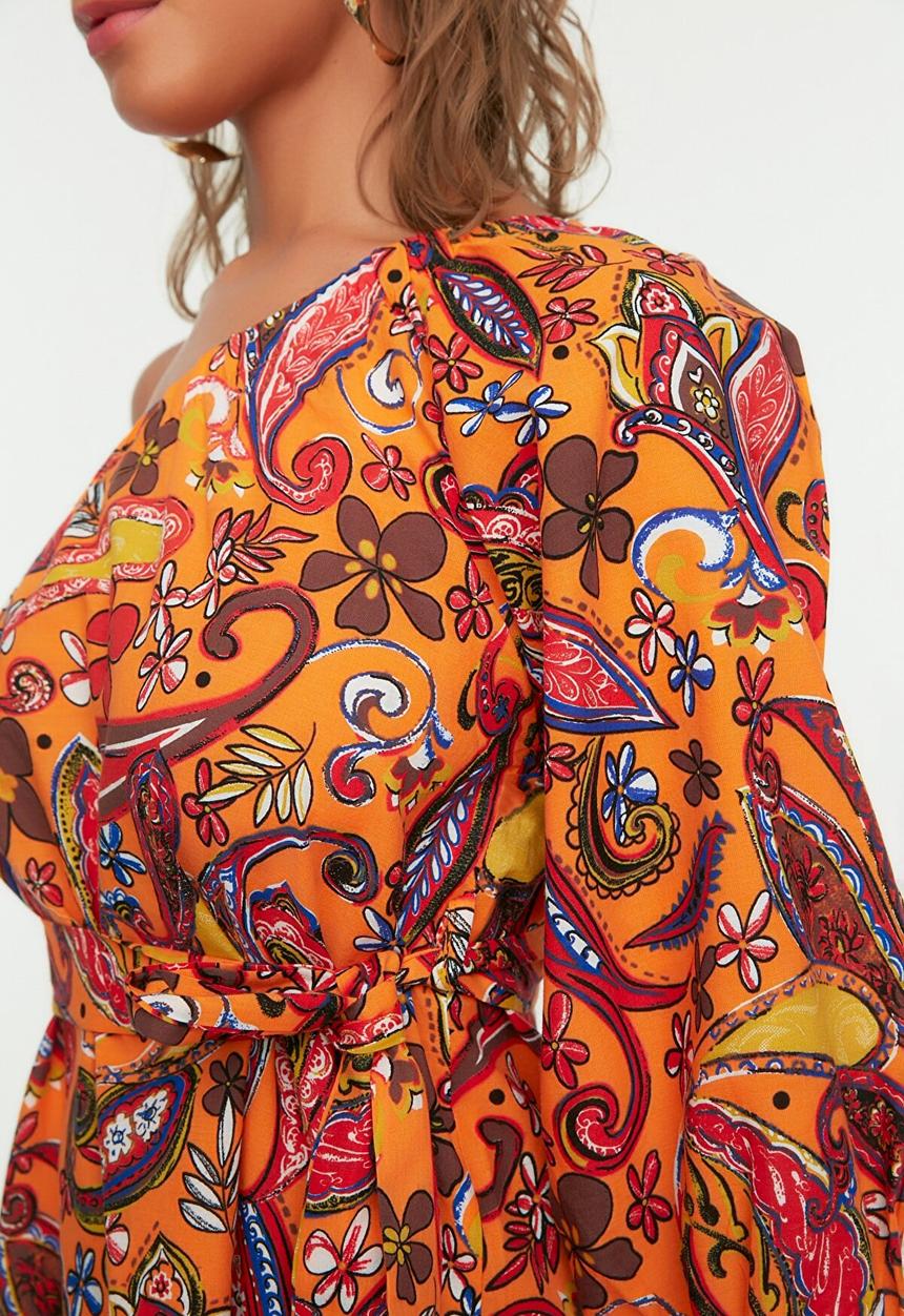 Trendyol - Paisley patterned one-shoulder dress - orange