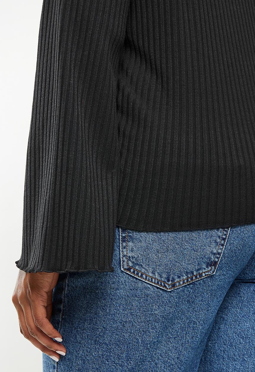 Me&B - Plus bellow sleeve ribbed button down top - black