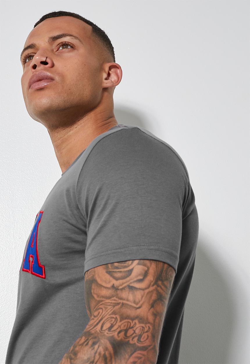 Superbalist - Nate nasa varsity tee - dark grey
