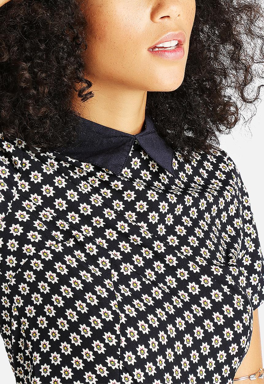 AX Paris - Collar Print Playsuit