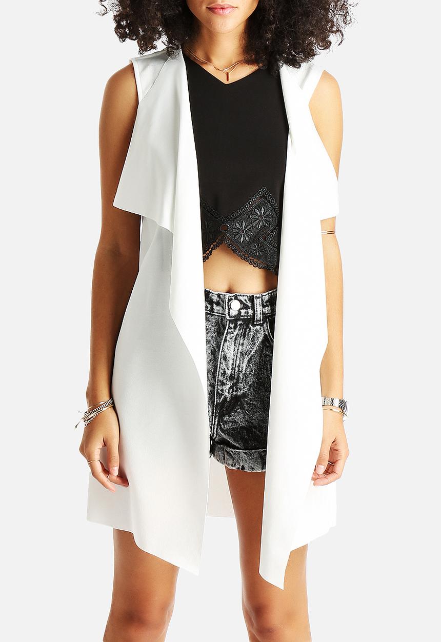 AX Paris - Sleeveless Jacket