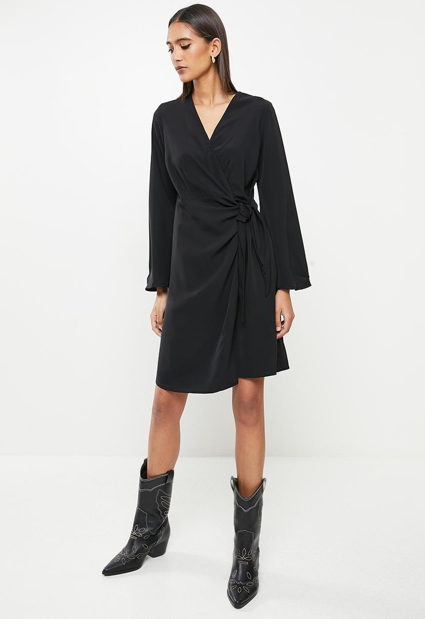 Me&B - Flared sleeve black satin wrap dress - black